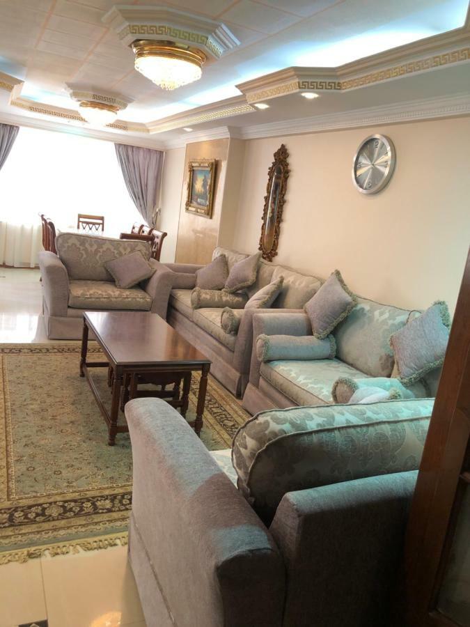 Luxury In Mohandesin شقة فاخرة للإيجار في المهندسين *
